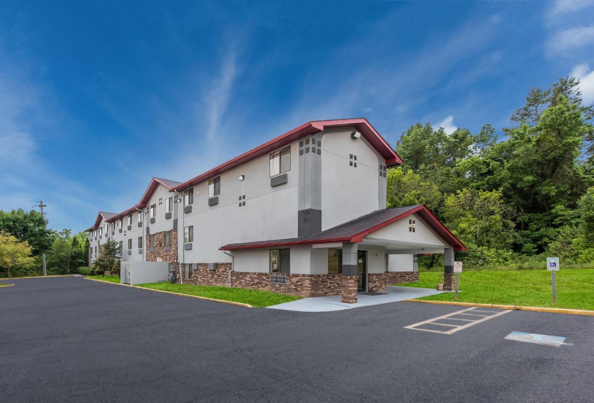 Red Roof Inn Mansfield Exterior photo